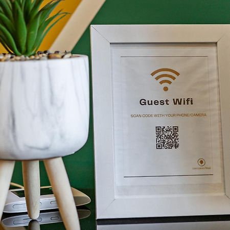 Luxurious Mk City Apartment- Walk To Train Station, Smart Tv With Netflix, Disney Plus & Prime! Milton Keynes Kültér fotó